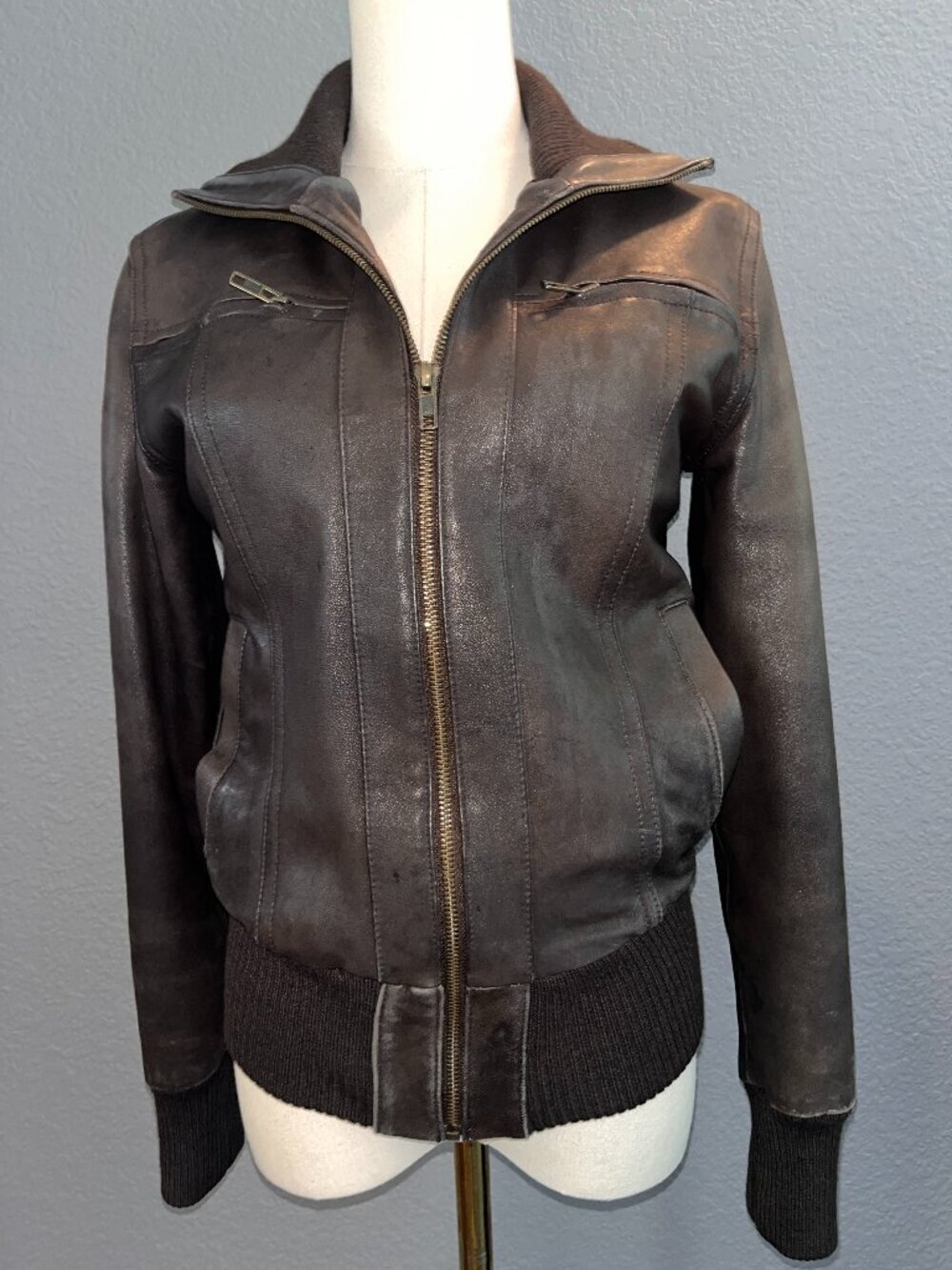EMU AUSTRALIA 100% SHEEPSKIN LEATHER CHOCOLATE BROWN BOMBER JACKET - EUC - SMALL